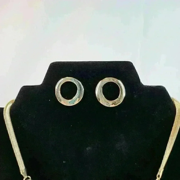 Handmade Adjustable Black/White/Gold Necklace and Earrings Set - Picture 7 of 12